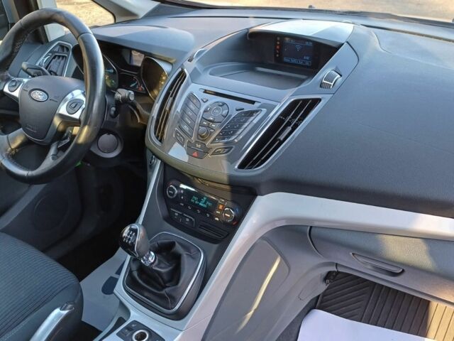 Серый Форд Си-Макс, объемом двигателя 1.6 л и пробегом 267 тыс. км за 7999 $, фото 12 на Automoto.ua