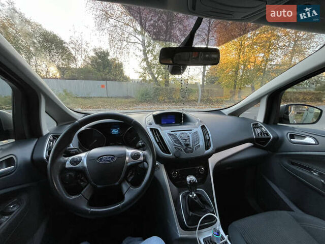 Серый Форд Си-Макс, объемом двигателя 1.56 л и пробегом 220 тыс. км за 7800 $, фото 7 на Automoto.ua