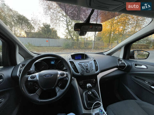 Серый Форд Си-Макс, объемом двигателя 1.56 л и пробегом 220 тыс. км за 7800 $, фото 8 на Automoto.ua