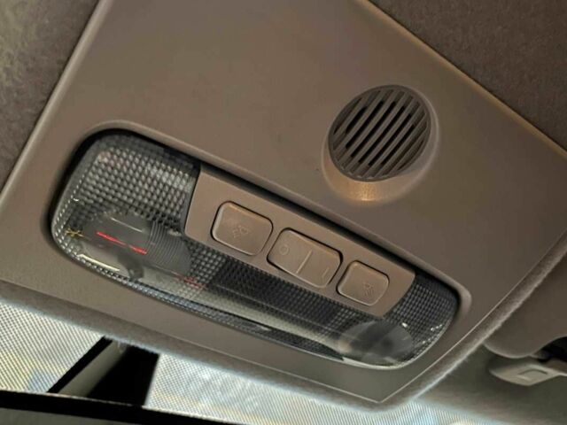 Серый Форд Си-Макс, объемом двигателя 1.4 л и пробегом 320 тыс. км за 6500 $, фото 15 на Automoto.ua