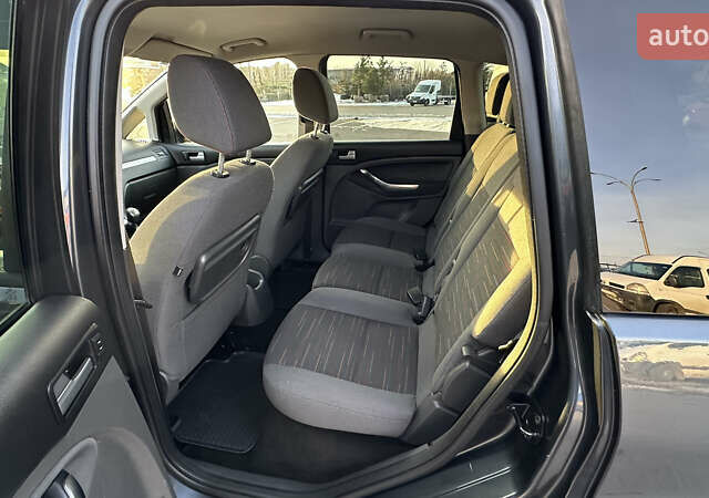 Сірий Форд Сі-Макс, об'ємом двигуна 1.6 л та пробігом 170 тис. км за 6500 $, фото 41 на Automoto.ua