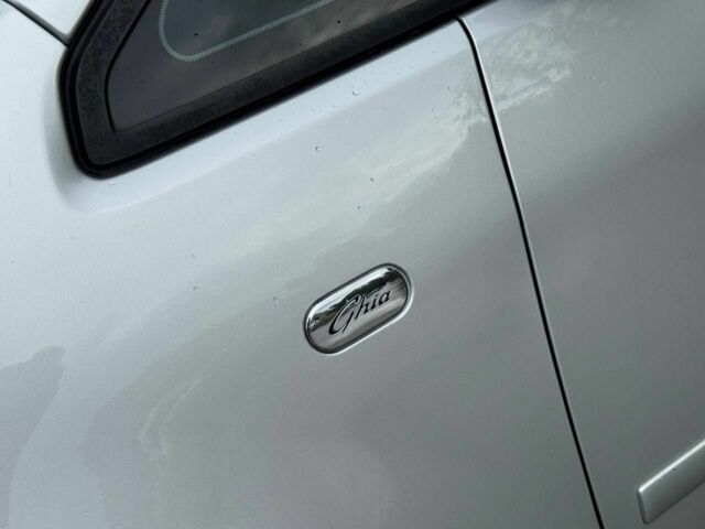 Сірий Форд Сі-Макс, об'ємом двигуна 1.8 л та пробігом 221 тис. км за 5900 $, фото 23 на Automoto.ua