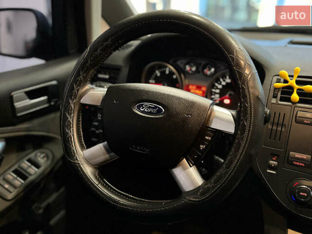 Сірий Форд Сі-Макс, об'ємом двигуна 1.56 л та пробігом 320 тис. км за 6500 $, фото 17 на Automoto.ua