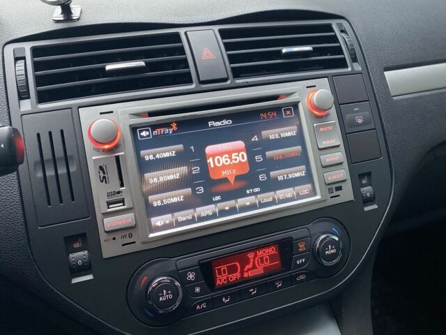 Сірий Форд Сі-Макс, об'ємом двигуна 1.6 л та пробігом 207 тис. км за 5700 $, фото 12 на Automoto.ua