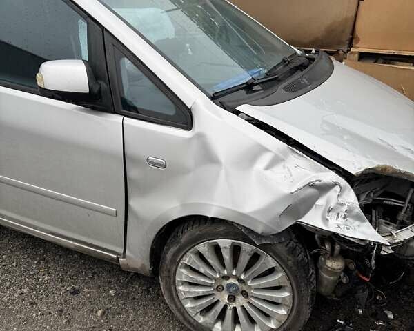 Серый Форд Си-Макс, объемом двигателя 1.6 л и пробегом 330 тыс. км за 3200 $, фото 8 на Automoto.ua