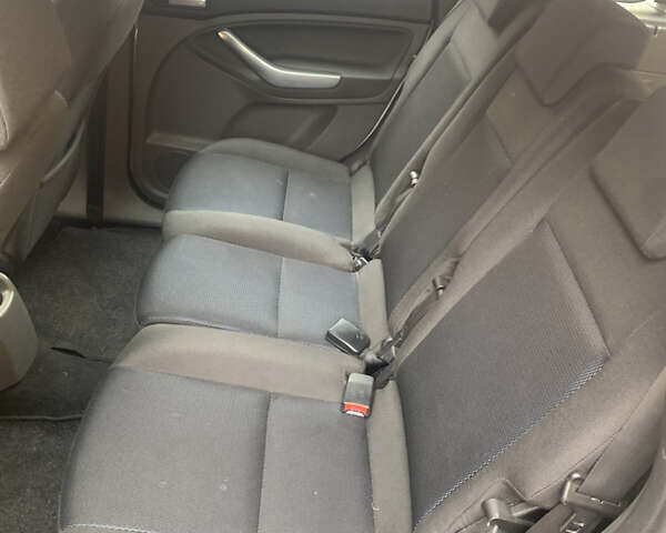 Форд Си-Макс 2010 в Киеве на Automoto.ua Серый Форд Си-Макс, объемом двигателя 1.6 л и пробегом 300 тыс. км за 5300 $, фото 7 на Automoto.ua