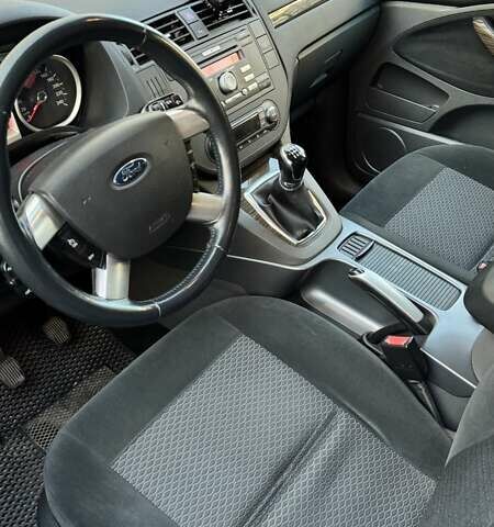 Сірий Форд Сі-Макс, об'ємом двигуна 1.75 л та пробігом 187 тис. км за 7700 $, фото 22 на Automoto.ua