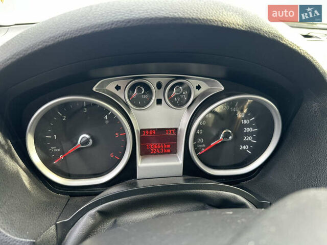 Сірий Форд Сі-Макс, об'ємом двигуна 1.6 л та пробігом 133 тис. км за 5800 $, фото 8 на Automoto.ua