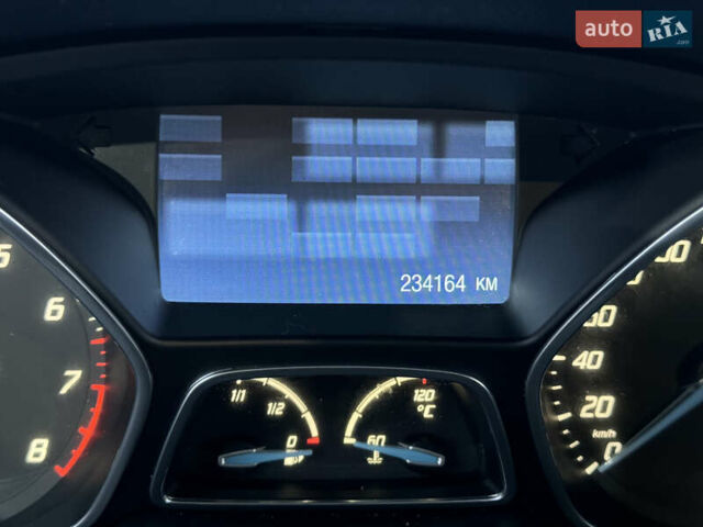 Серый Форд Си-Макс, объемом двигателя 1.6 л и пробегом 234 тыс. км за 9300 $, фото 85 на Automoto.ua