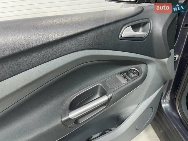 Сірий Форд Сі-Макс, об'ємом двигуна 1.6 л та пробігом 232 тис. км за 7950 $, фото 18 на Automoto.ua