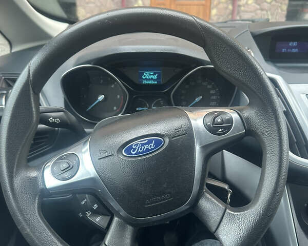 Сірий Форд Сі-Макс, об'ємом двигуна 1.56 л та пробігом 230 тис. км за 7333 $, фото 13 на Automoto.ua