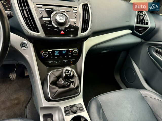 Серый Форд Си-Макс, объемом двигателя 1.6 л и пробегом 173 тыс. км за 6999 $, фото 19 на Automoto.ua