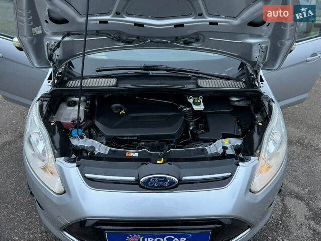 Серый Форд Си-Макс, объемом двигателя 1.6 л и пробегом 234 тыс. км за 9300 $, фото 92 на Automoto.ua