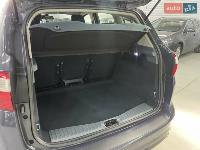 Сірий Форд Сі-Макс, об'ємом двигуна 1.6 л та пробігом 232 тис. км за 7950 $, фото 5 на Automoto.ua