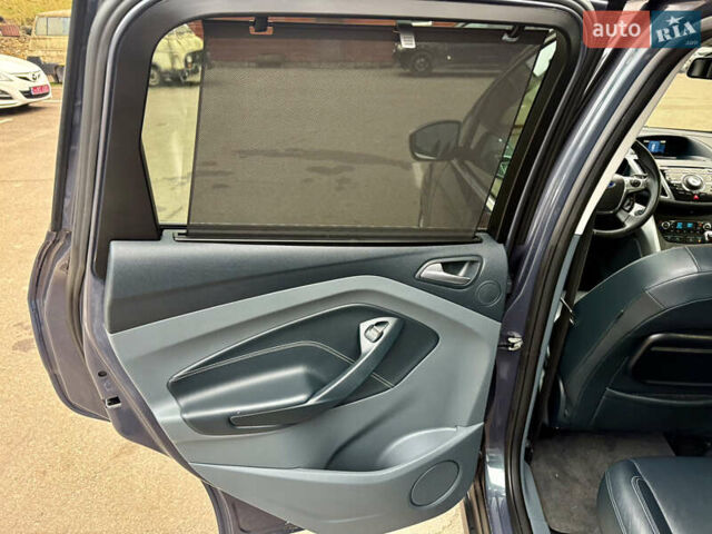 Серый Форд Си-Макс, объемом двигателя 1.6 л и пробегом 173 тыс. км за 6999 $, фото 21 на Automoto.ua