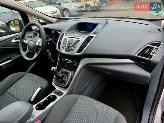 Серый Форд Си-Макс, объемом двигателя 1.6 л и пробегом 218 тыс. км за 6999 $, фото 24 на Automoto.ua