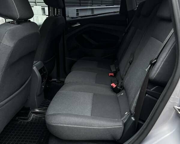 Серый Форд Си-Макс, объемом двигателя 1.6 л и пробегом 218 тыс. км за 7900 $, фото 35 на Automoto.ua