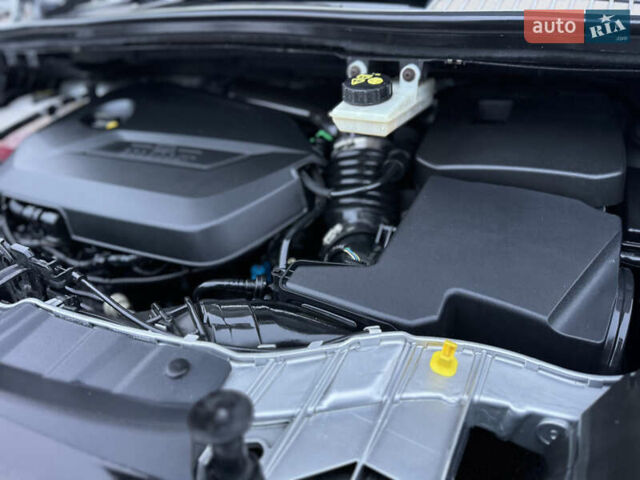 Серый Форд Си-Макс, объемом двигателя 1.6 л и пробегом 234 тыс. км за 9300 $, фото 100 на Automoto.ua