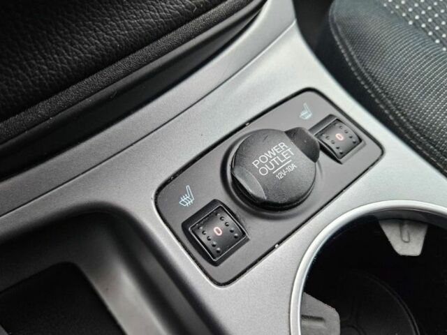 Сірий Форд Сі-Макс, об'ємом двигуна 1.6 л та пробігом 208 тис. км за 5699 $, фото 12 на Automoto.ua