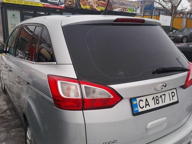 Серый Форд Си-Макс, объемом двигателя 2 л и пробегом 235 тыс. км за 8250 $, фото 3 на Automoto.ua