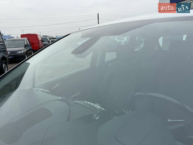 Серый Форд Си-Макс, объемом двигателя 1.6 л и пробегом 234 тыс. км за 9300 $, фото 17 на Automoto.ua