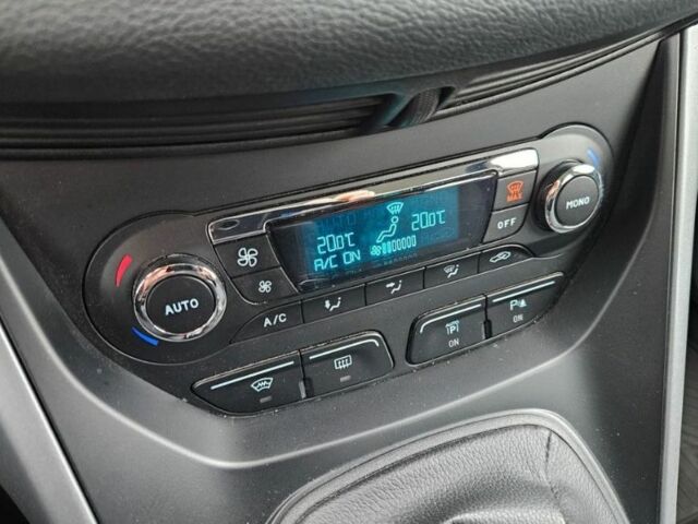 Сірий Форд Сі-Макс, об'ємом двигуна 1.6 л та пробігом 208 тис. км за 5699 $, фото 13 на Automoto.ua