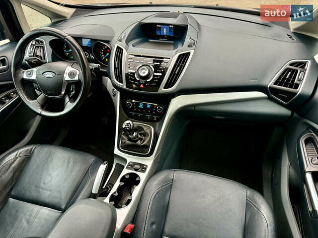 Серый Форд Си-Макс, объемом двигателя 1.6 л и пробегом 173 тыс. км за 6999 $, фото 25 на Automoto.ua