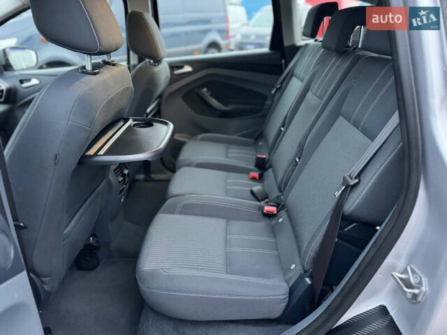 Серый Форд Си-Макс, объемом двигателя 1.6 л и пробегом 234 тыс. км за 9300 $, фото 36 на Automoto.ua