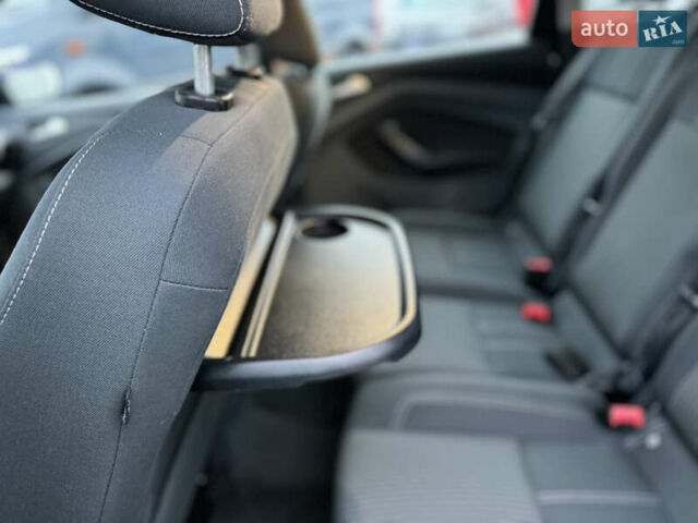 Сірий Форд Сі-Макс, об'ємом двигуна 1.6 л та пробігом 234 тис. км за 9300 $, фото 42 на Automoto.ua