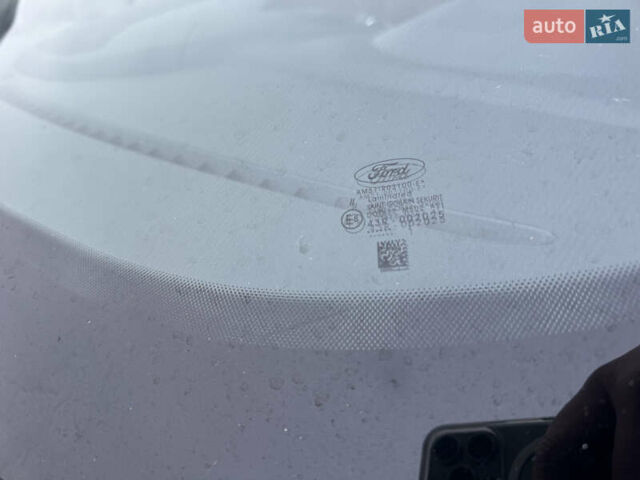 Серый Форд Си-Макс, объемом двигателя 1.6 л и пробегом 234 тыс. км за 9300 $, фото 15 на Automoto.ua