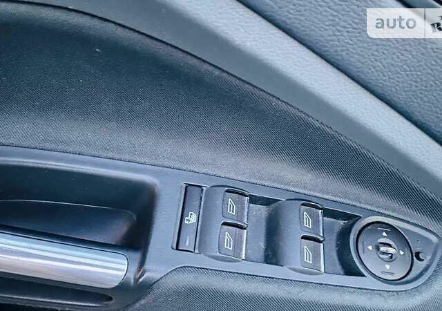 Серый Форд Си-Макс, объемом двигателя 1.56 л и пробегом 170 тыс. км за 10500 $, фото 8 на Automoto.ua