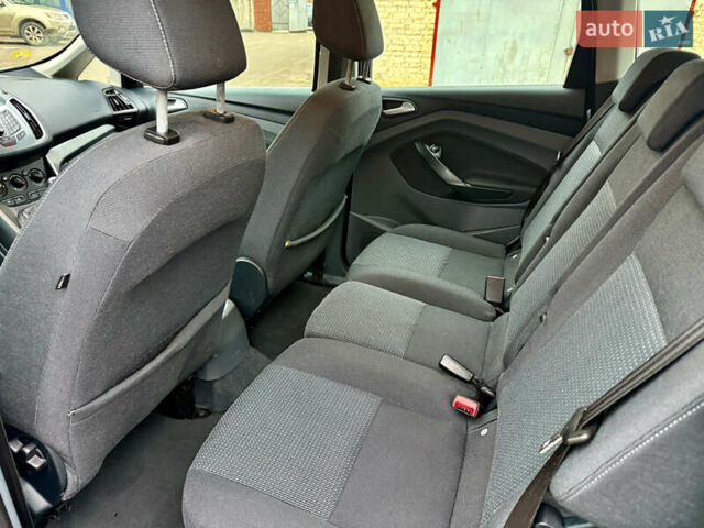 Сірий Форд Сі-Макс, об'ємом двигуна 1.6 л та пробігом 254 тис. км за 6999 $, фото 19 на Automoto.ua