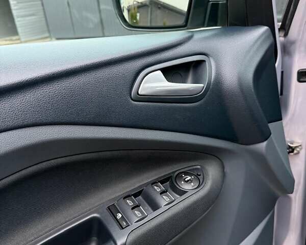 Сірий Форд Сі-Макс, об'ємом двигуна 2 л та пробігом 159 тис. км за 9800 $, фото 9 на Automoto.ua