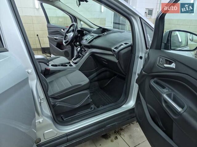 Сірий Форд Сі-Макс, об'ємом двигуна 2 л та пробігом 214 тис. км за 8000 $, фото 12 на Automoto.ua