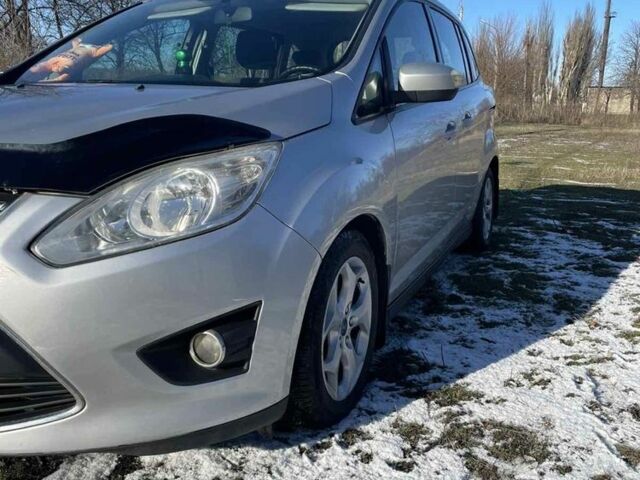 Сірий Форд Сі-Макс, об'ємом двигуна 1.6 л та пробігом 145 тис. км за 7500 $, фото 1 на Automoto.ua