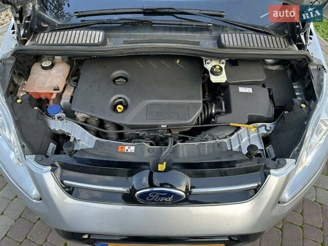 Серый Форд Си-Макс, объемом двигателя 1.6 л и пробегом 207 тыс. км за 7600 $, фото 35 на Automoto.ua