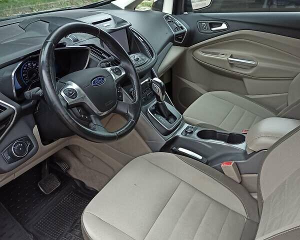 Серый Форд Си-Макс, объемом двигателя 2 л и пробегом 246 тыс. км за 8500 $, фото 10 на Automoto.ua