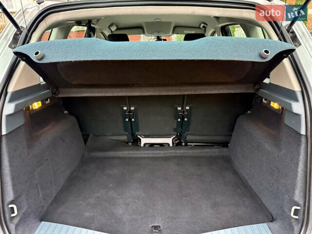 Сірий Форд Сі-Макс, об'ємом двигуна 1.6 л та пробігом 254 тис. км за 6999 $, фото 28 на Automoto.ua