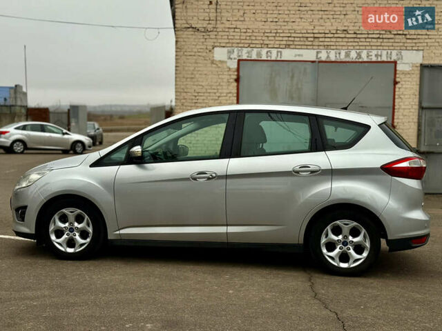 Сірий Форд Сі-Макс, об'ємом двигуна 1.6 л та пробігом 254 тис. км за 6999 $, фото 10 на Automoto.ua
