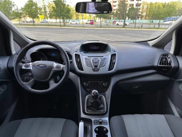 Серый Форд Си-Макс, объемом двигателя 0.16 л и пробегом 177 тыс. км за 8400 $, фото 3 на Automoto.ua