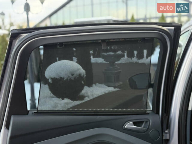 Серый Форд Си-Макс, объемом двигателя 1.6 л и пробегом 239 тыс. км за 8650 $, фото 52 на Automoto.ua