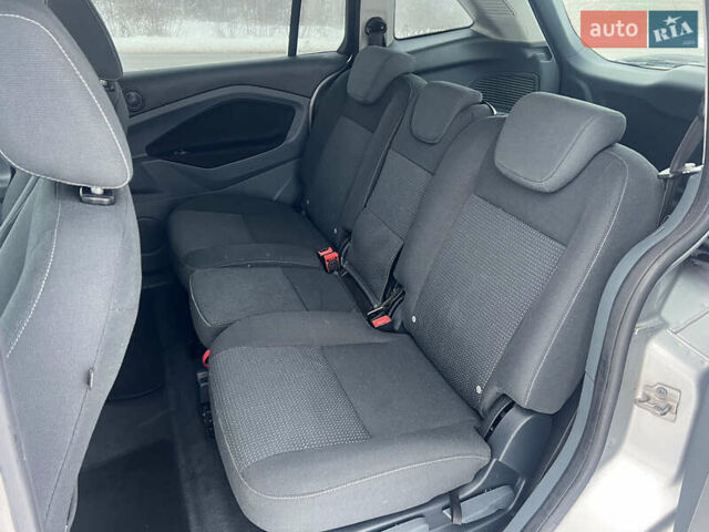 Серый Форд Си-Макс, объемом двигателя 1.6 л и пробегом 303 тыс. км за 6900 $, фото 14 на Automoto.ua