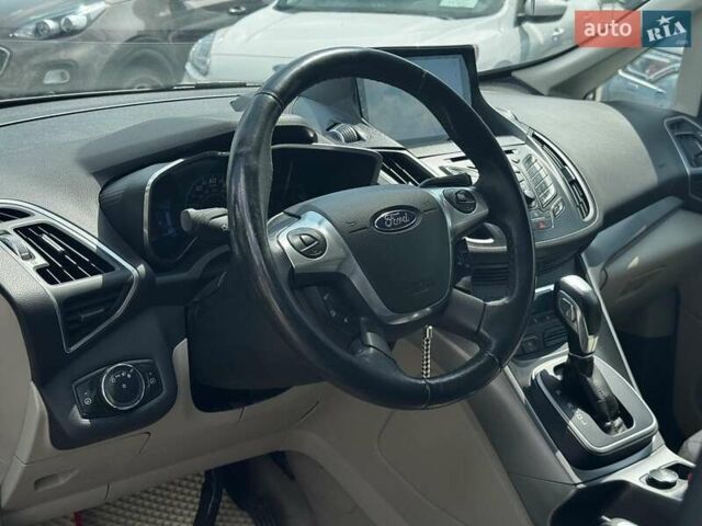 Серый Форд Си-Макс, объемом двигателя 2 л и пробегом 203 тыс. км за 10300 $, фото 10 на Automoto.ua