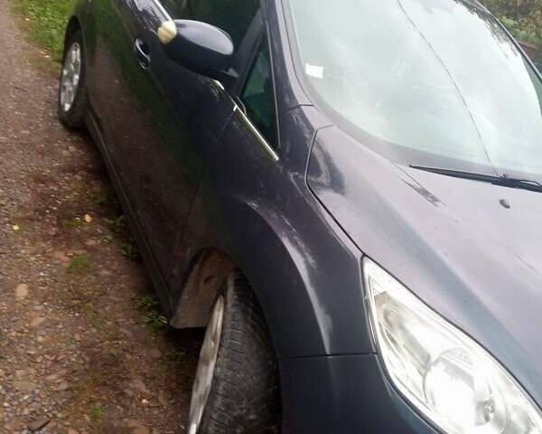 Серый Форд Си-Макс, объемом двигателя 1.6 л и пробегом 297 тыс. км за 8350 $, фото 11 на Automoto.ua