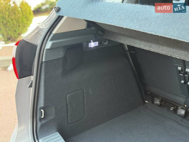 Серый Форд Си-Макс, объемом двигателя 1.6 л и пробегом 239 тыс. км за 8650 $, фото 77 на Automoto.ua