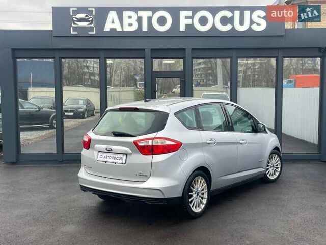 Серый Форд Си-Макс, объемом двигателя 2 л и пробегом 200 тыс. км за 12490 $, фото 4 на Automoto.ua