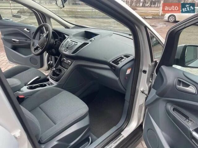 Сірий Форд Сі-Макс, об'ємом двигуна 1.56 л та пробігом 248 тис. км за 10500 $, фото 9 на Automoto.ua