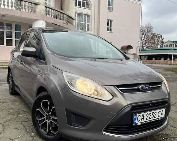 Серый Форд Си-Макс, объемом двигателя 1.6 л и пробегом 138 тыс. км за 9300 $, фото 1 на Automoto.ua