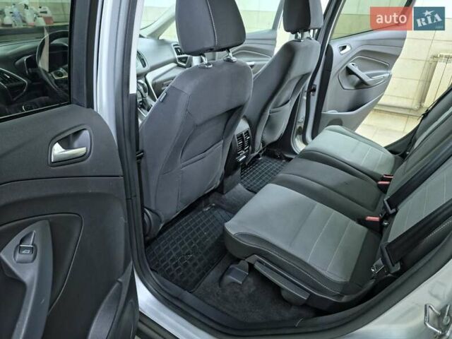 Сірий Форд Сі-Макс, об'ємом двигуна 2 л та пробігом 214 тис. км за 8000 $, фото 16 на Automoto.ua