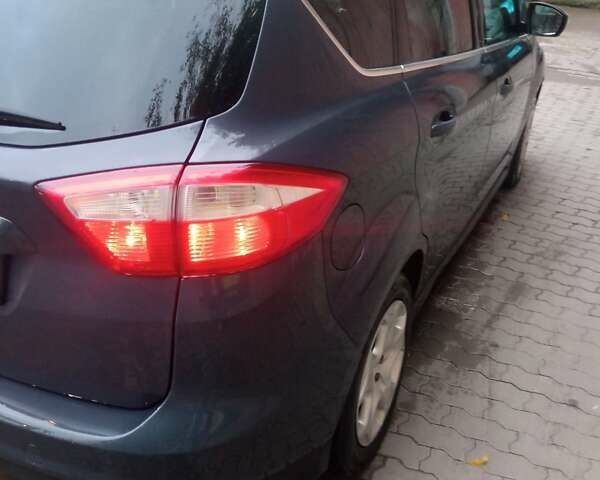 Серый Форд Си-Макс, объемом двигателя 1.6 л и пробегом 297 тыс. км за 8350 $, фото 2 на Automoto.ua